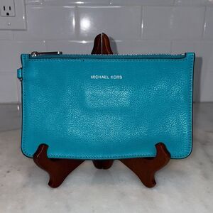 Michael Kors Bag Wristlet Purse Aqua Pebbled Leather Clutch